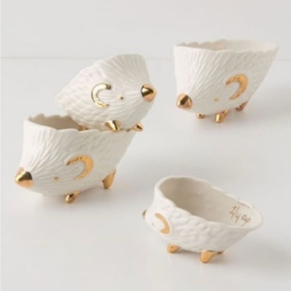 Anthropologie Hedgehog Measuring Cups   -RARE